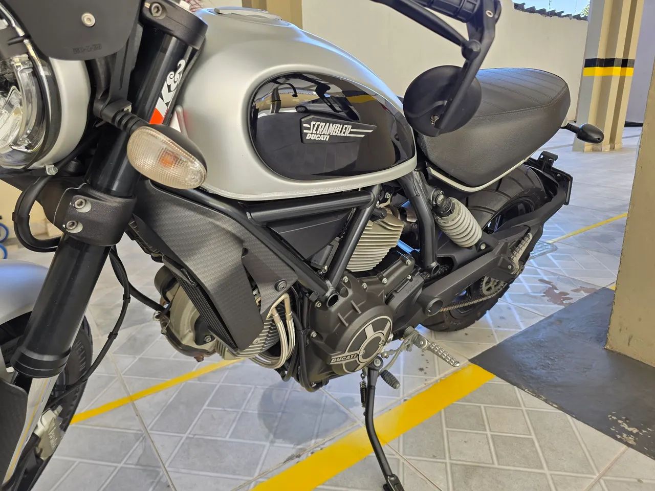 Ducati scrambled icon 800cc 2018 - Foto 3