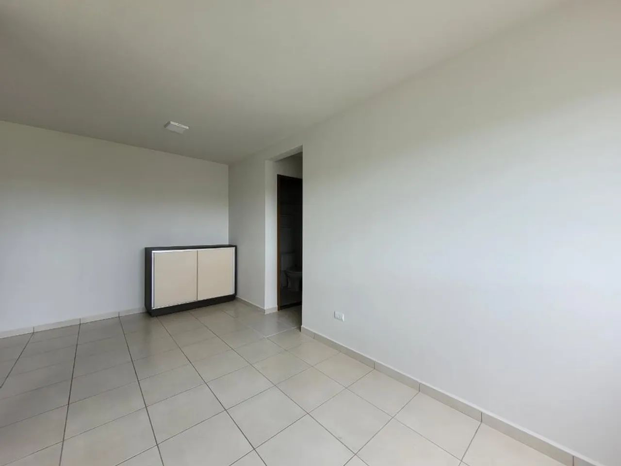 Apartamento para alugar em Maringá, Loteamento Sumaré, com 2 quartos, com 48.9 m², Sumaré  - Foto 3