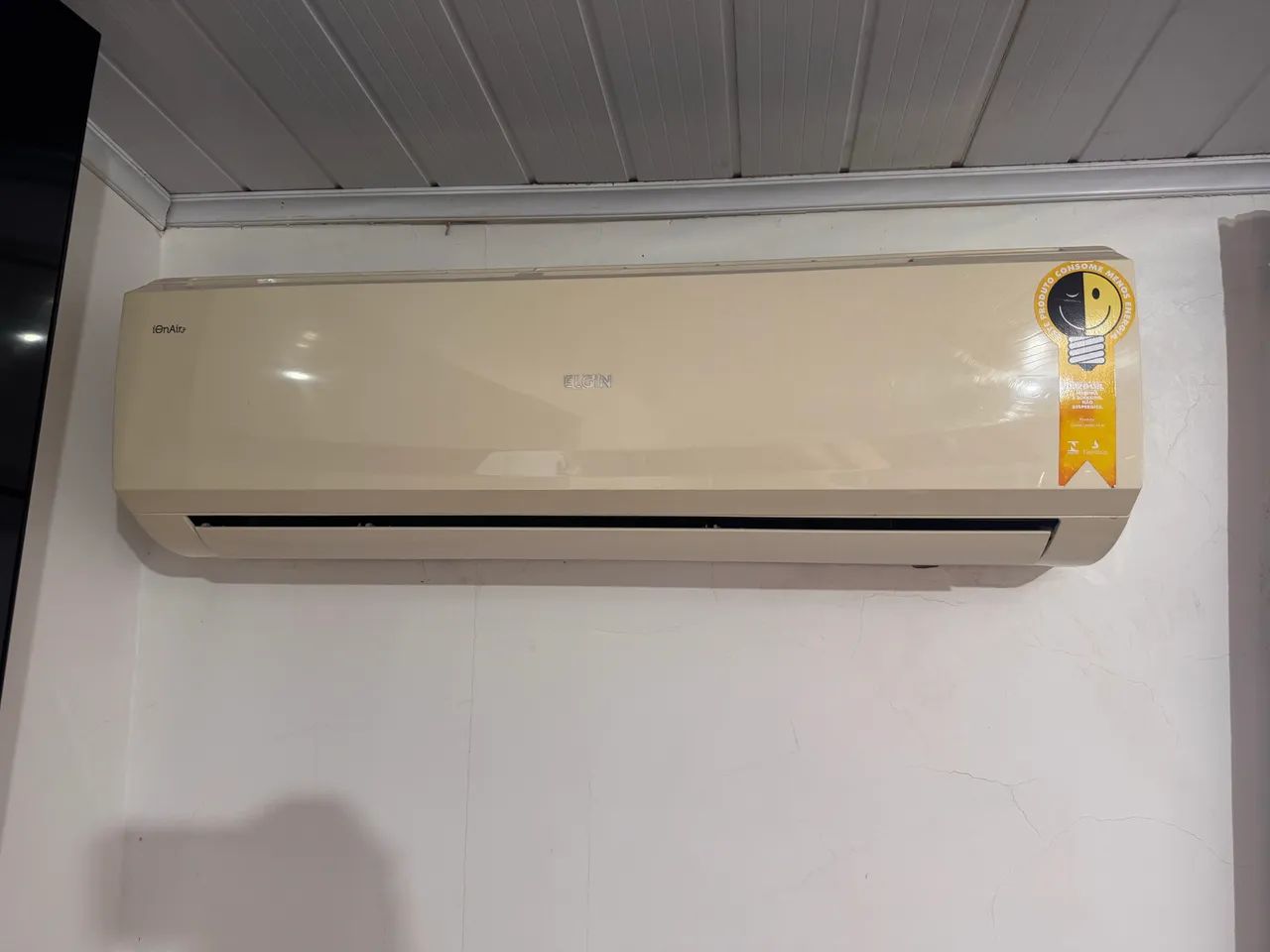 Vendo ar-condicionado Elgin 12 mil btus