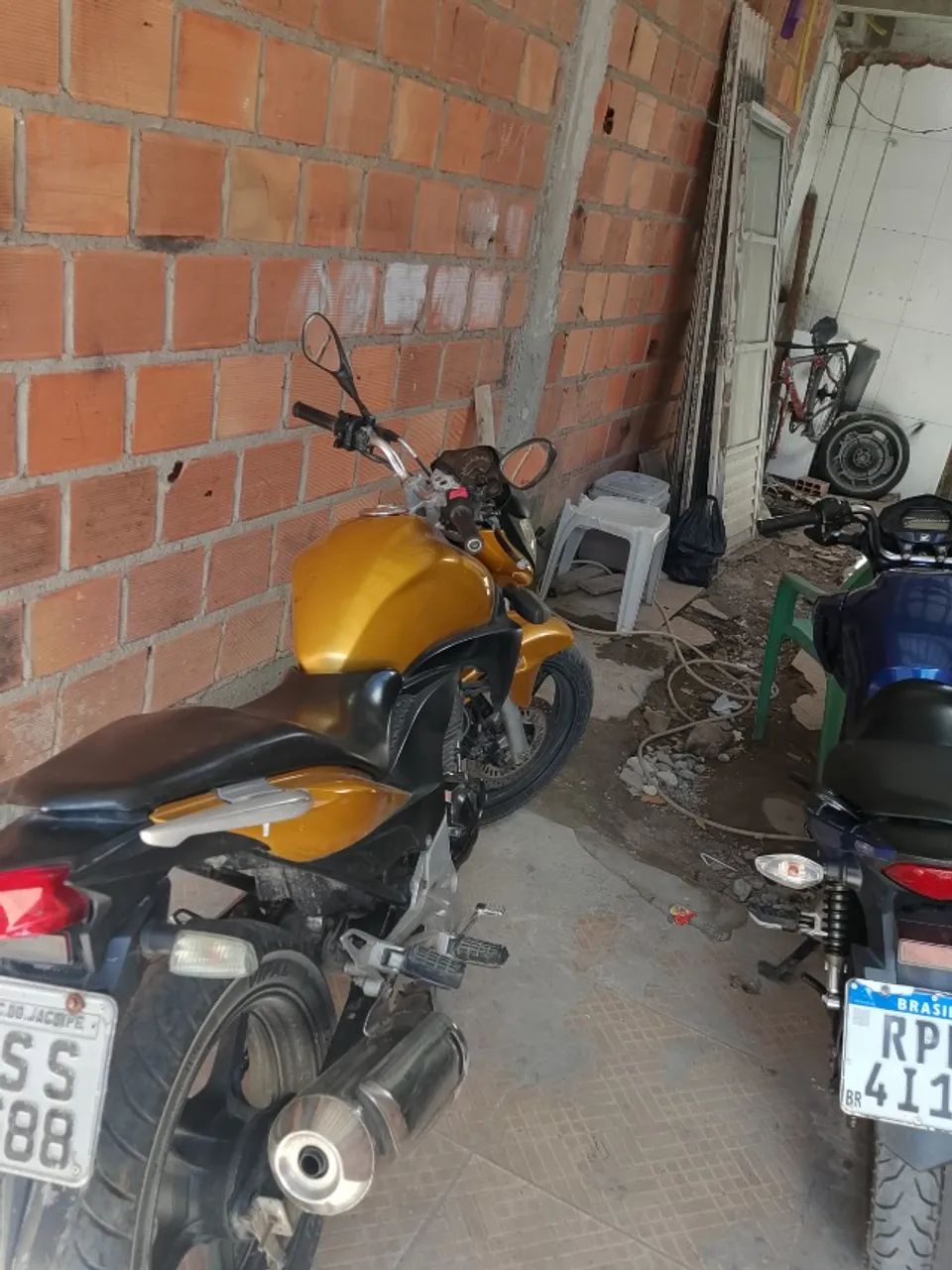 CB300R