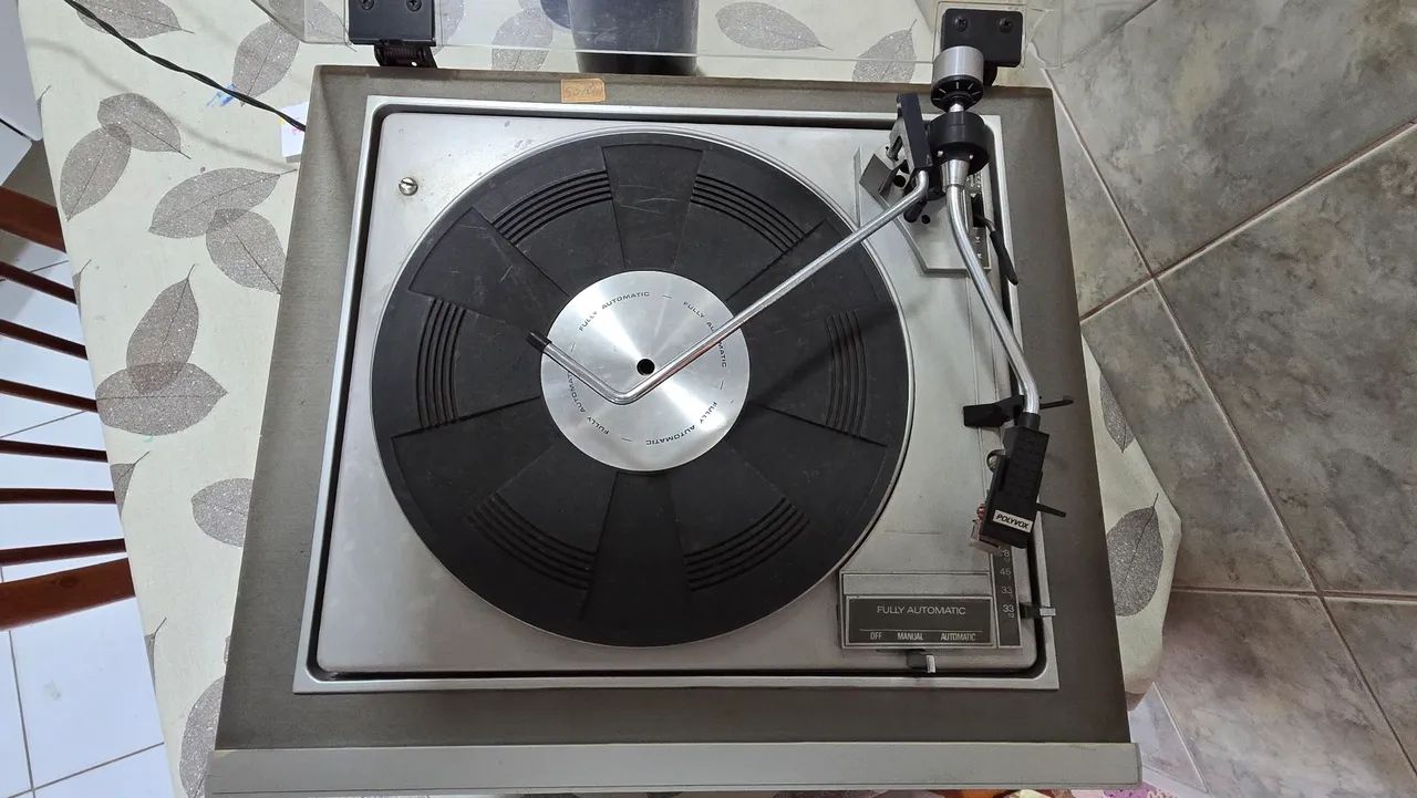 Reliquia- Aparelho de som polyvox e discos - Foto 2