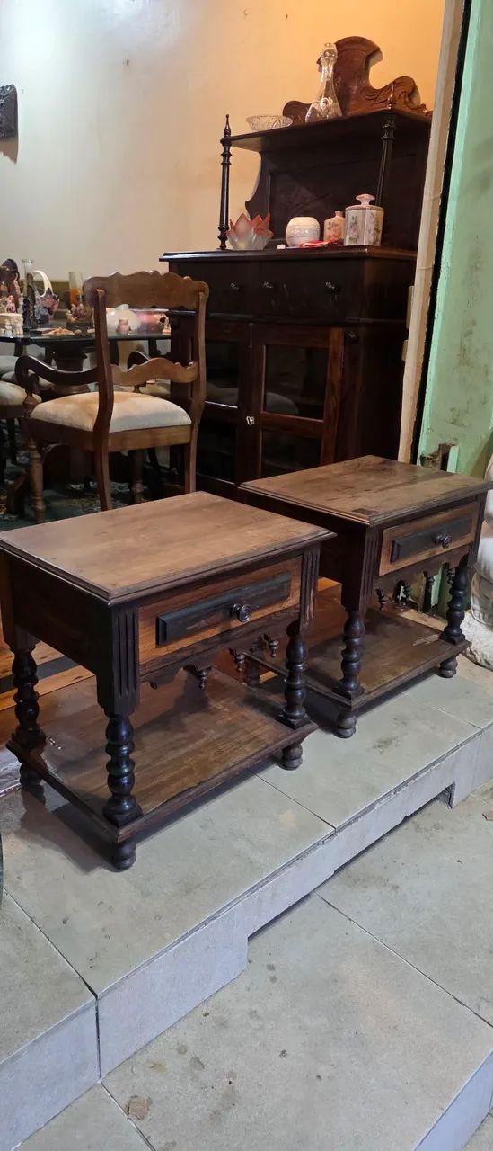 Moveis antigos, par de mesinhas de cabeceira  - Foto 2