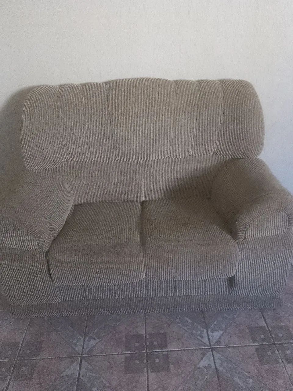Vendo dois sofás  - Foto 2