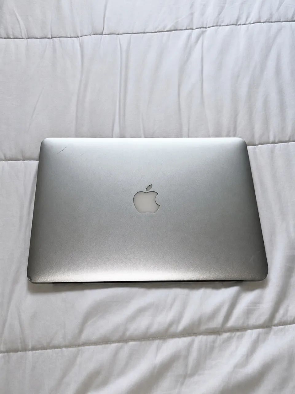MacBook Air 2017 i5 8GB 256GB SSD - Apenas 160 Ciclos - Ótimo