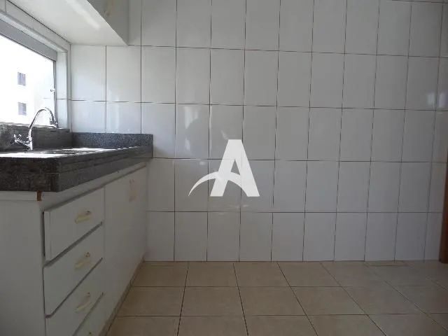 Aluguel Apartamento SANTA MÔNICA - Foto 4