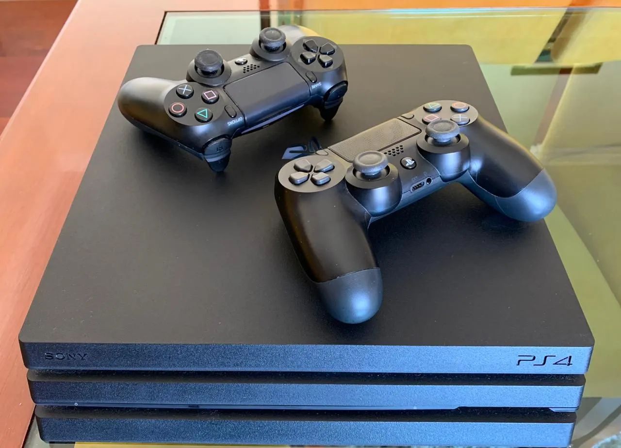 PLAYSTATION 4 PRO 