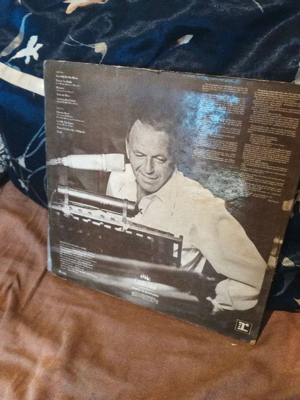 LP Frank Sinatra - Ol' Blue Eyes Is Back Vinil  - Foto 2