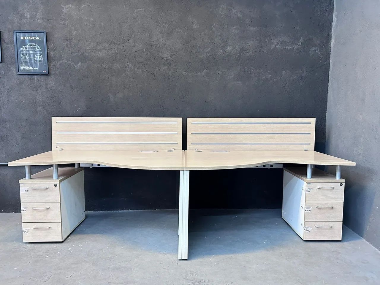 Mesa escritório 