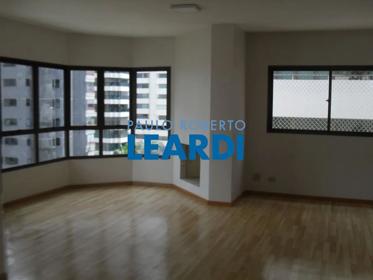 APARTAMENTO - ACLIMAÇÃO - SP