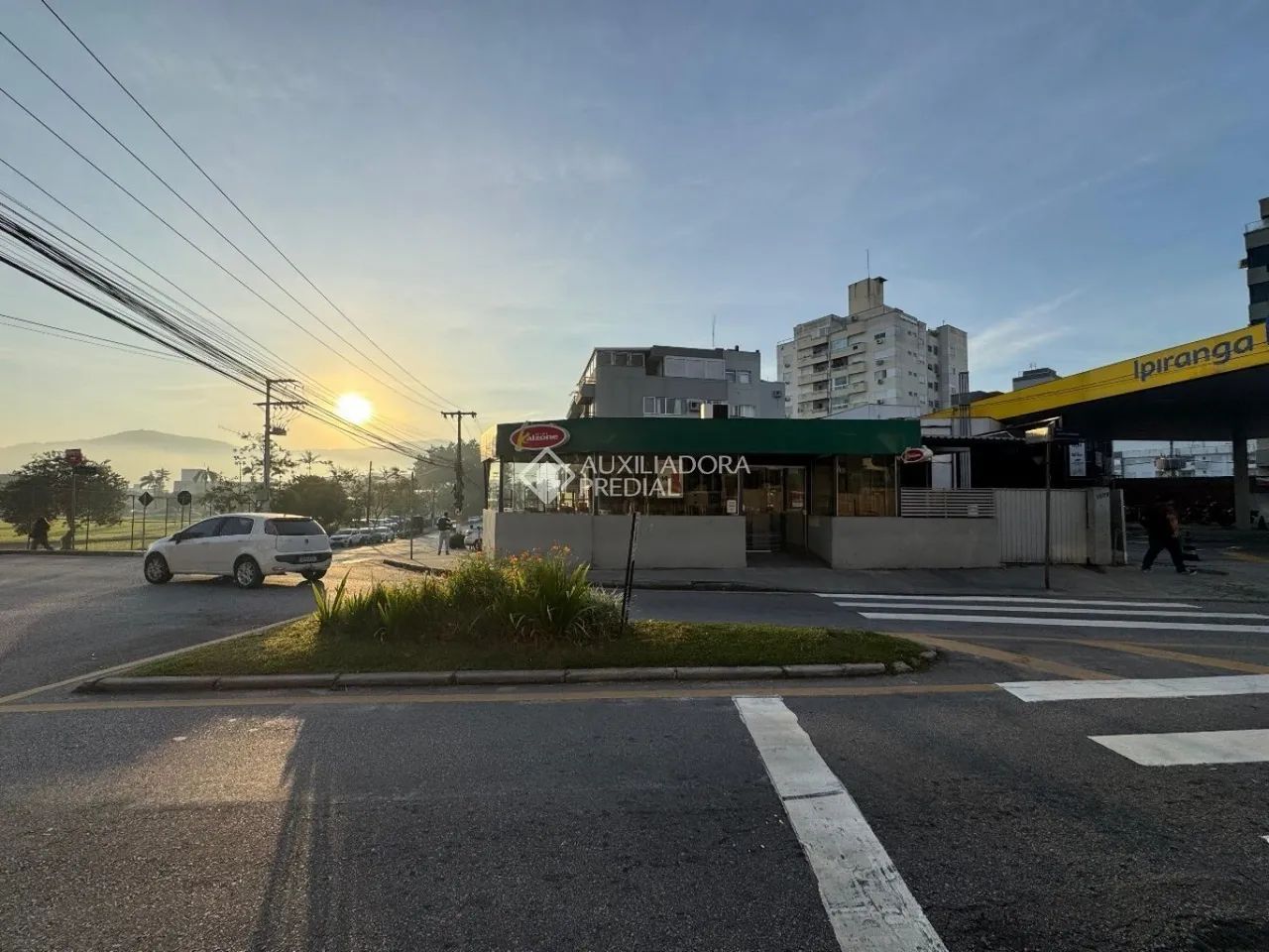 Terreno no coração da Trindade - Foto 2