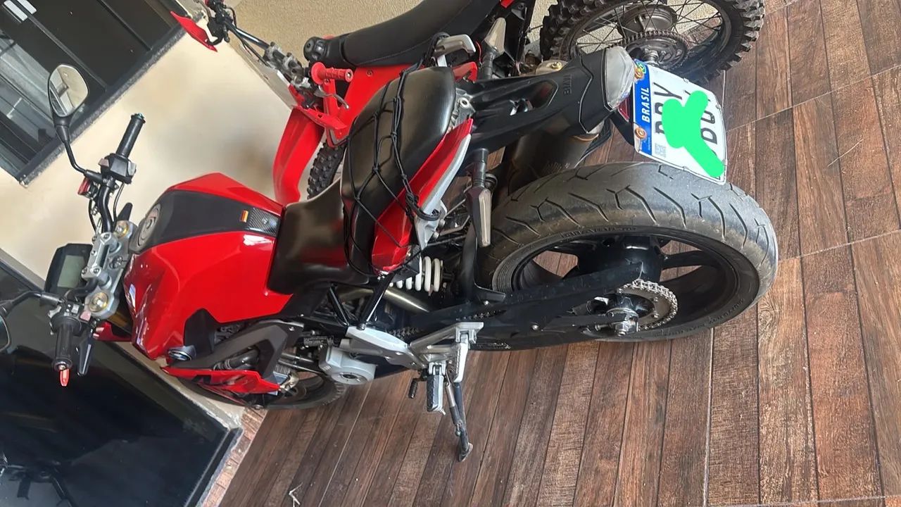 BMW G310 R 