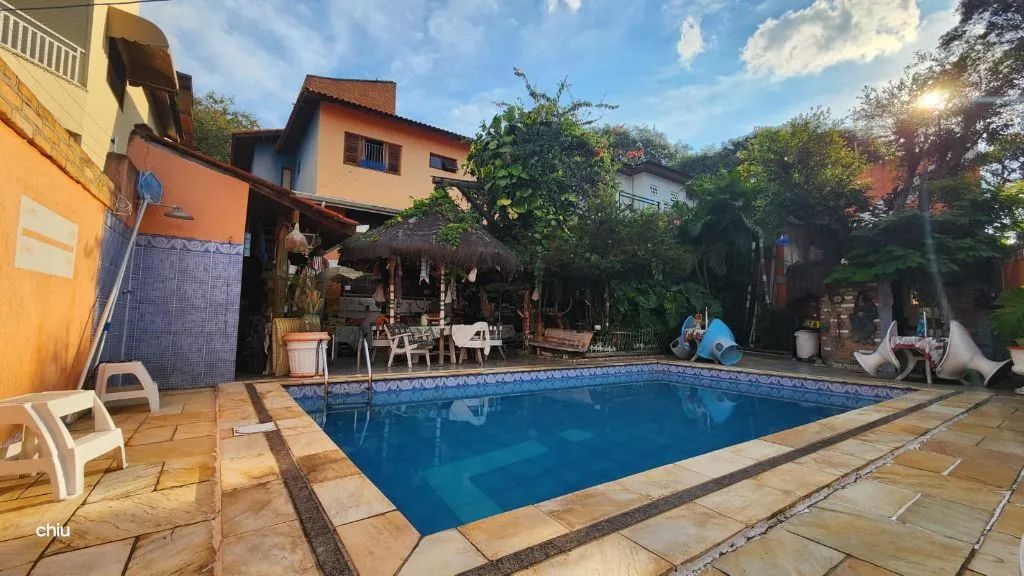Casa 3 dormitórios no Parque dos Príncipes