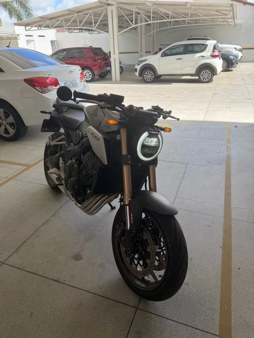 Cb 650 r  - Foto 2