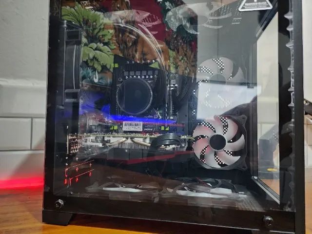 PC Gamer Uivando