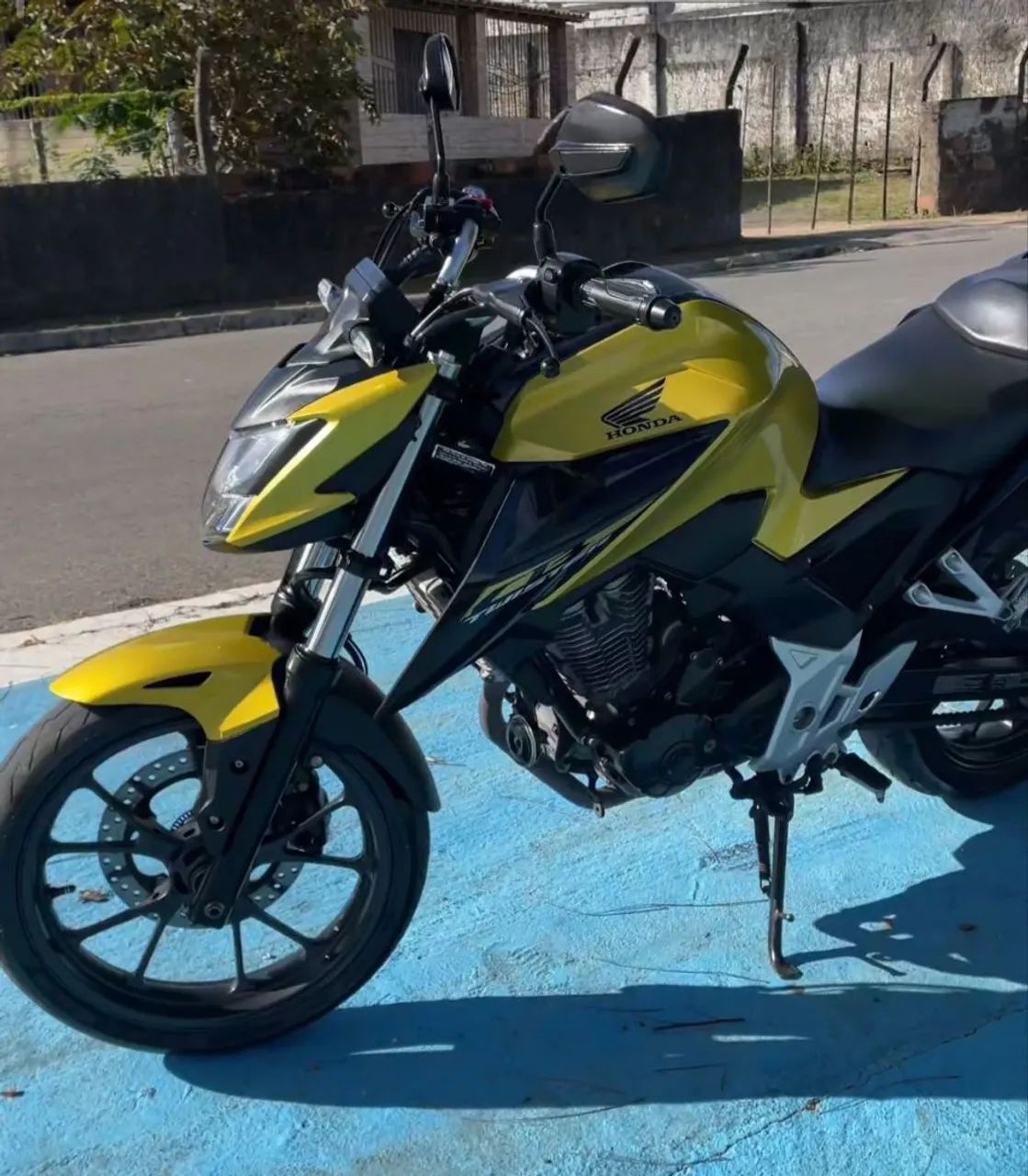 CB300F ABS  - Foto 3