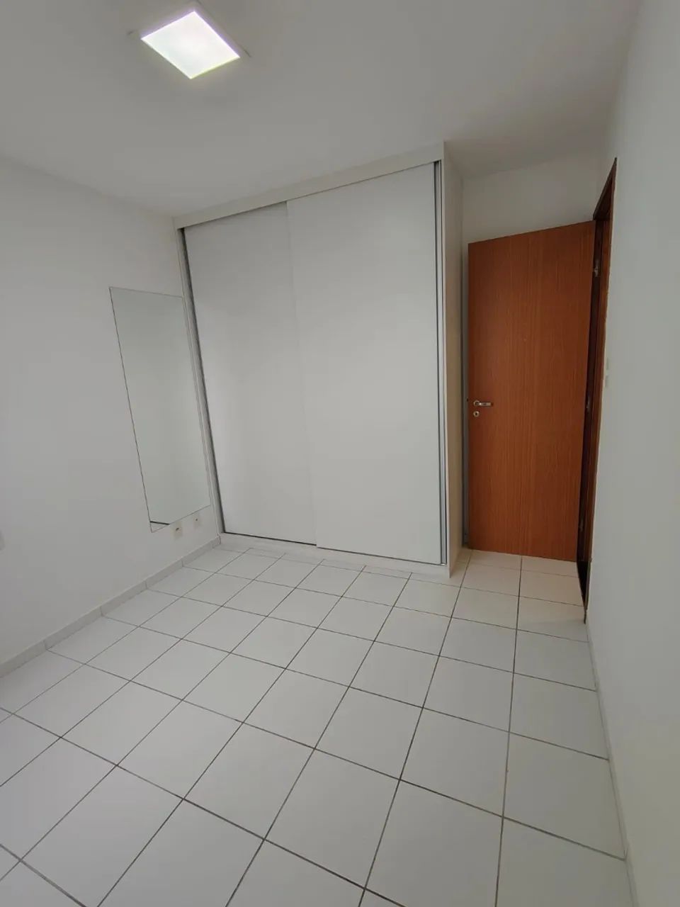 Alugo apto com 97m, 3/4 +dependência - Foto 3
