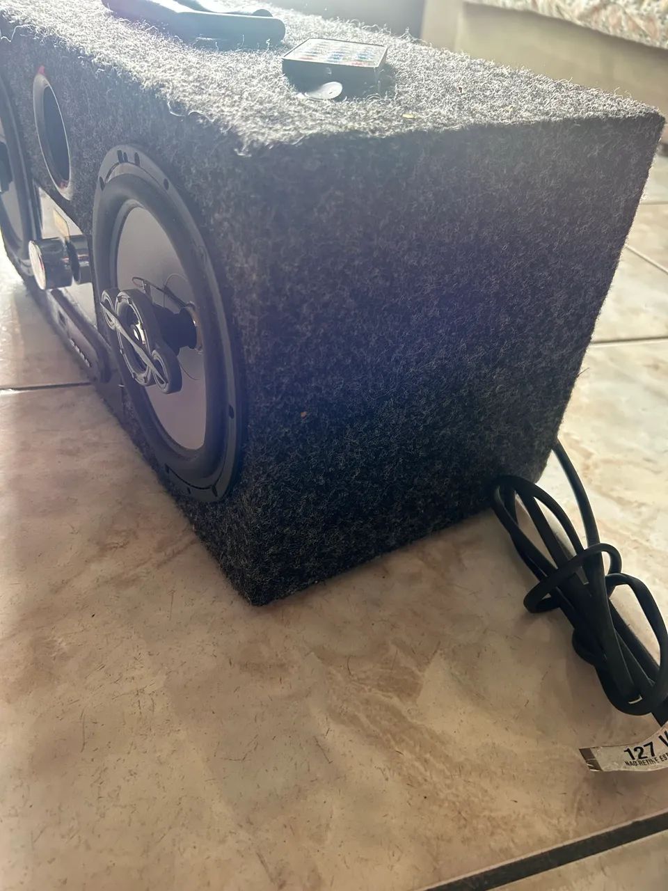 Caixa de som com entrada USB e Bluetooth  - Foto 4