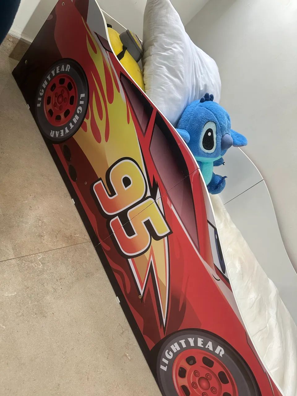 Cama carrinho relâmpago MC QUEEN