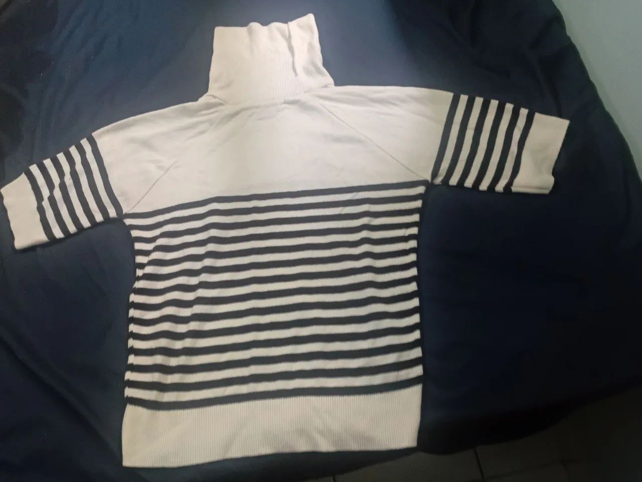 Blusa com pouco uso - Foto 4