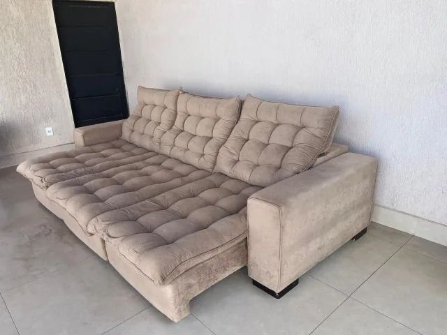 Sofá retrátil e reclinável