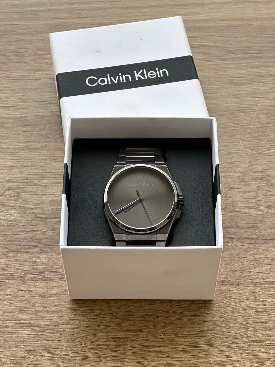 Relógio Calvin Klein Metaminimal Cinza - Foto 2