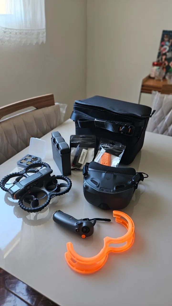 Drone Dji Avata 2 Fly More Combo - Foto 5