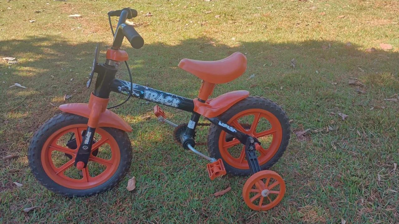 Bicicleta infantil aro 12 - Foto 2