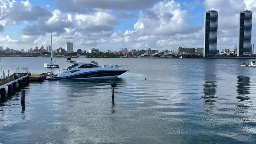 LANCHA AZOV 48 HARDTOP 2019 Volvo Penta D6 400HP
