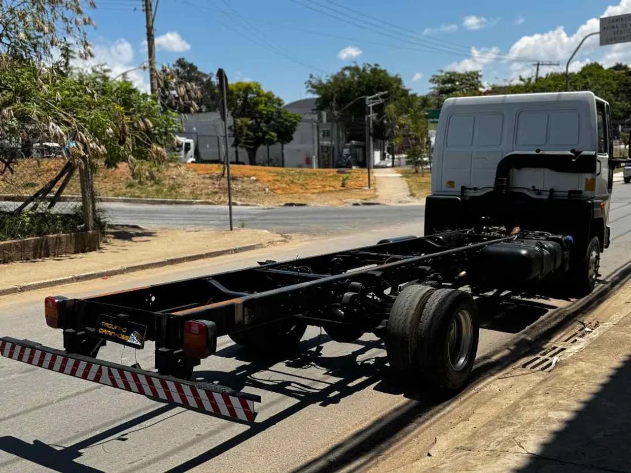 Ford CARGO 816 S - Foto 5