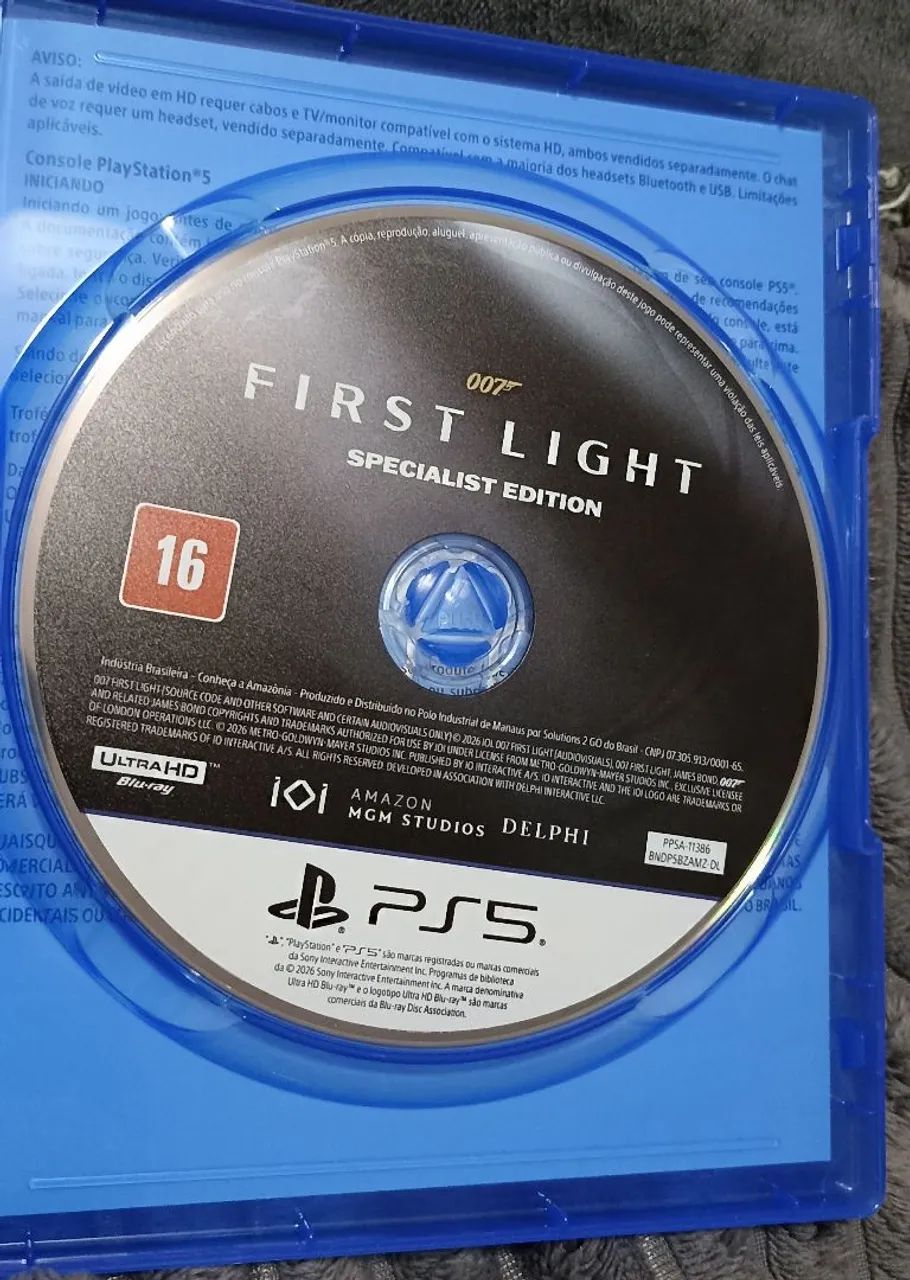 007 First Light Ps5 - Foto 3