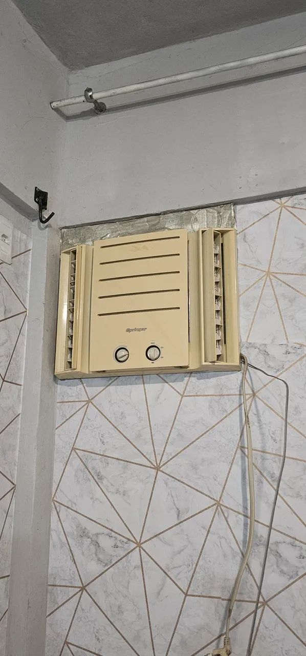 Ar condicionado 7.500 btus de janela - Foto 2