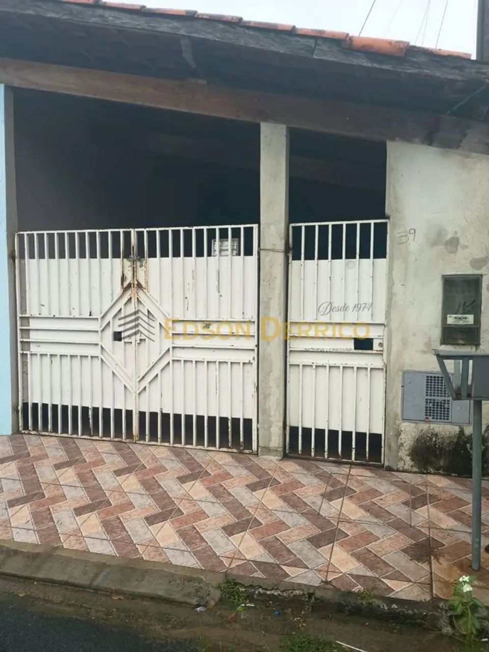 Casa com 2 quartos, Residencial Maricá - Pindamonhangaba