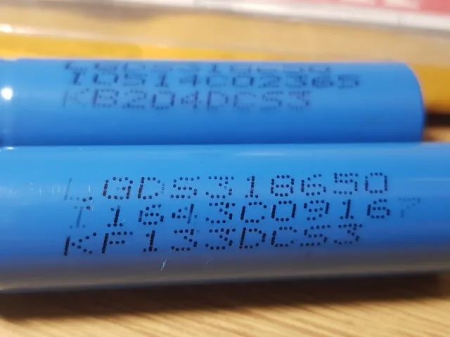 2 Célula LG 18650 Li-ion 2000mah Original (2 peças)