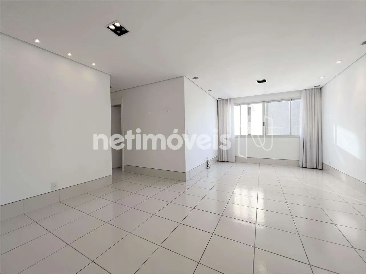 Locação Apartamento 2 quartos Savassi Belo Horizonte - Foto 2