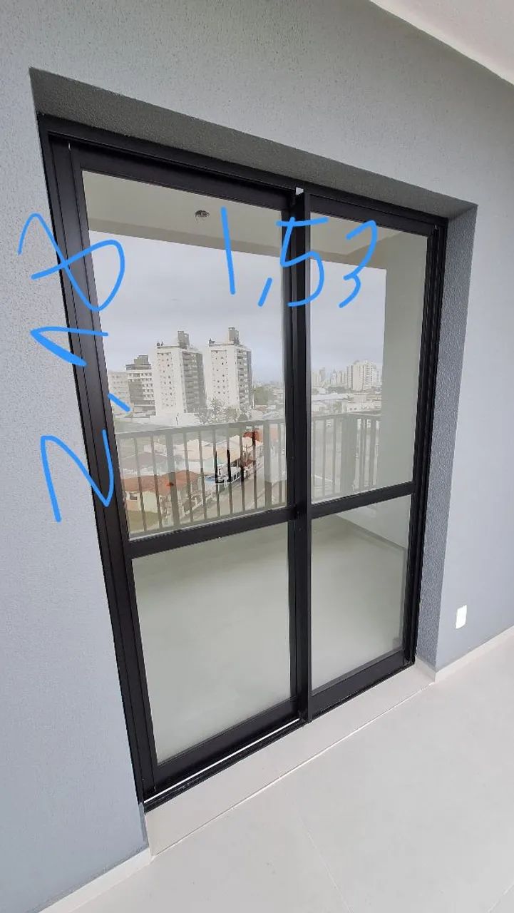 Porta de correr para sacada