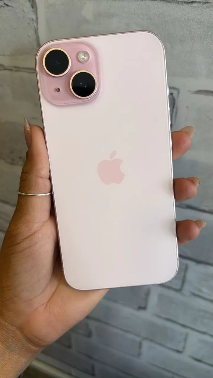 iPhone 15 128 GB