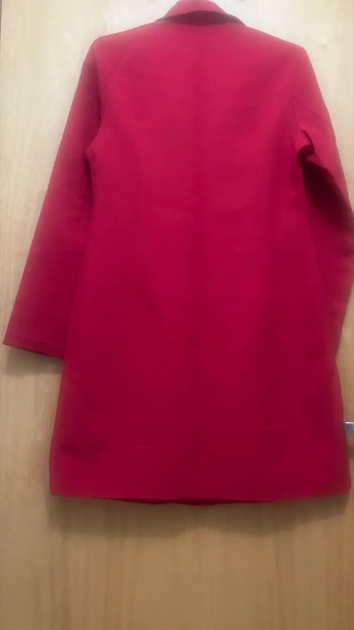 Blazer Comprido Vermelho Tamanho M - Foto 2