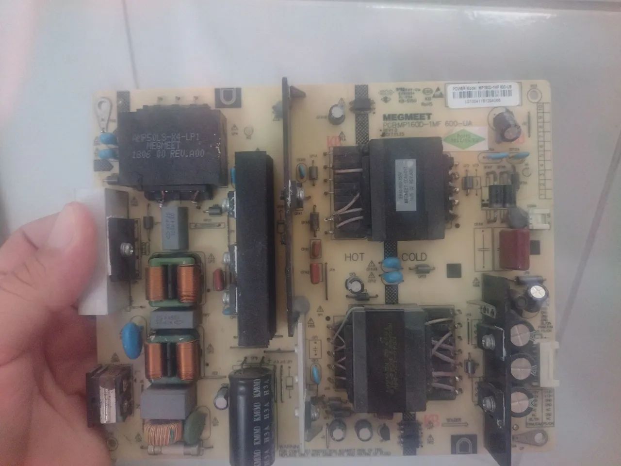 Vendo carcaça de tvs e placa tvs problema tela  - Foto 5