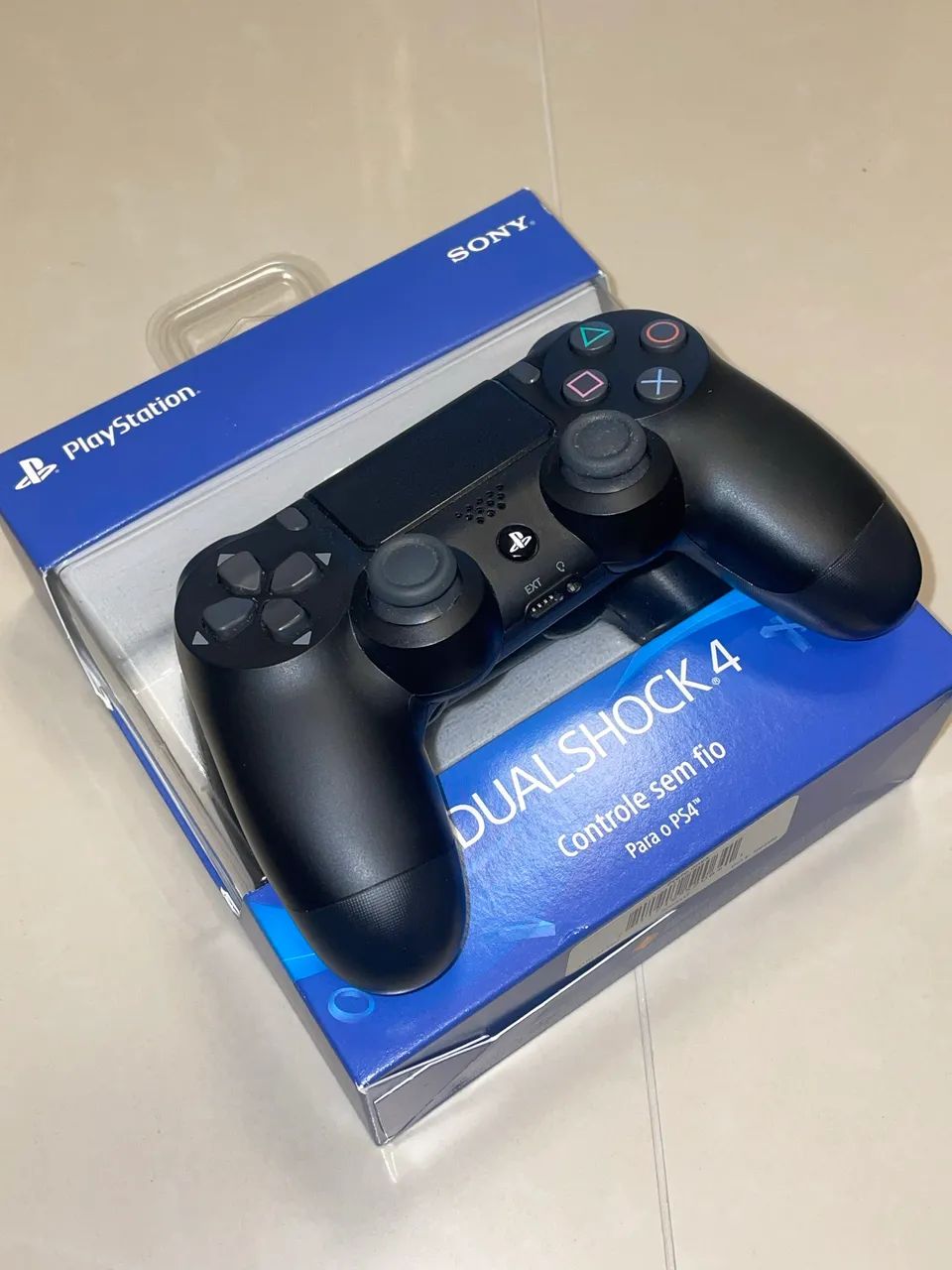 PlayStation 4 (PS4) 500 GB + controle, cabos e brindes - Foto 3