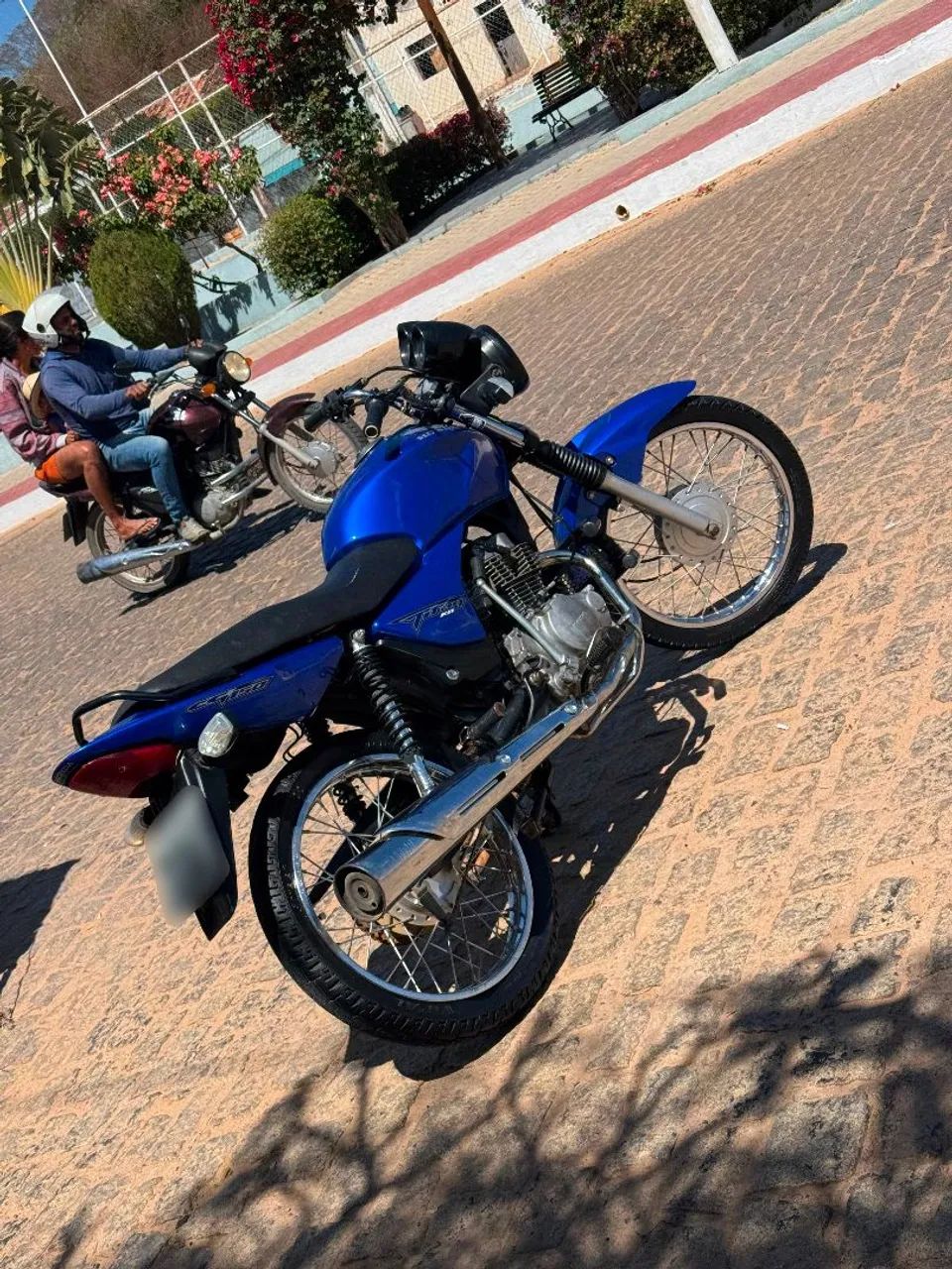 TITAN 150 KS 2005 - Foto 3