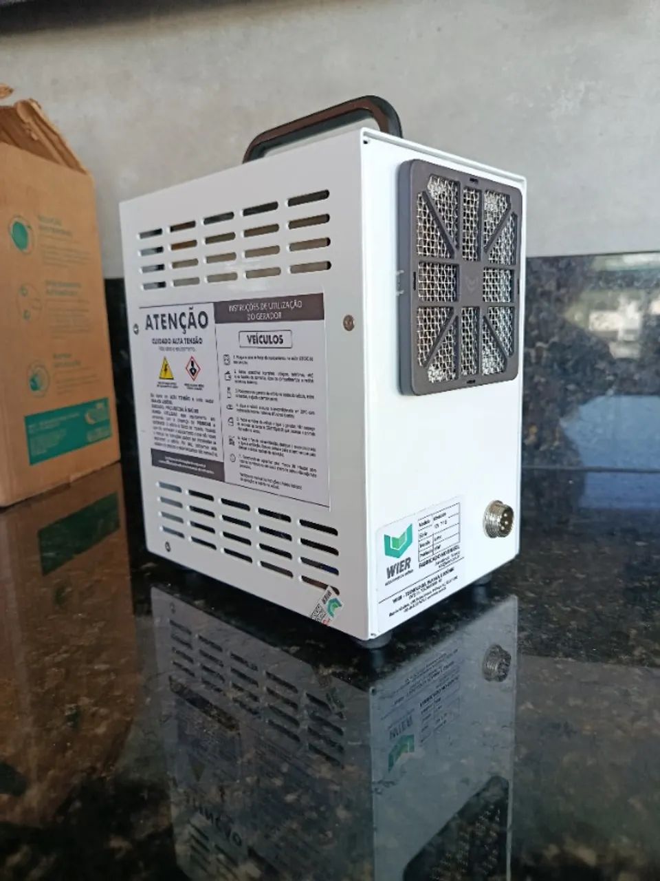 Vendo Gerador de Ozônio marca Wier OzMini 12v - Foto 3
