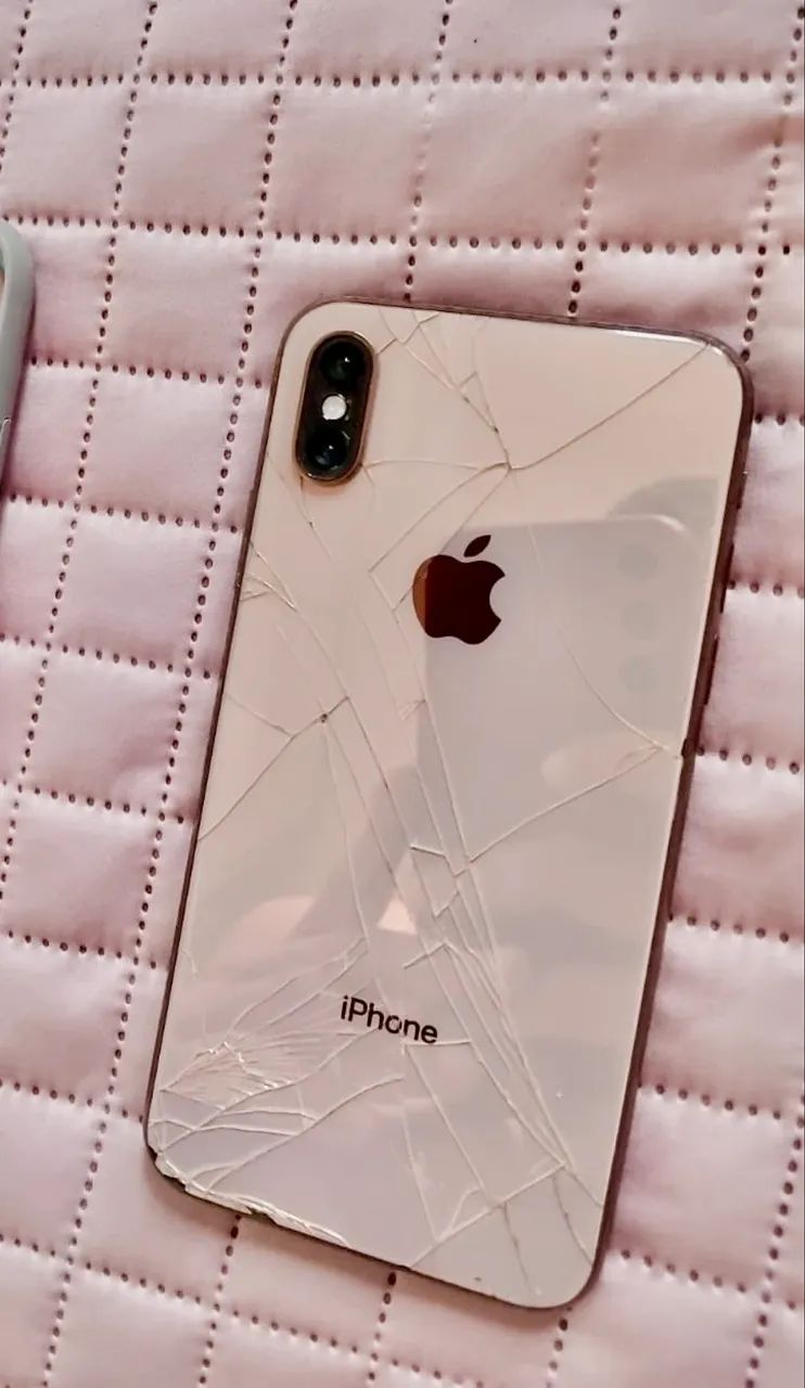 iPhone XS 64GB TROCO COM VOLTA - Celulares e Smartphones
