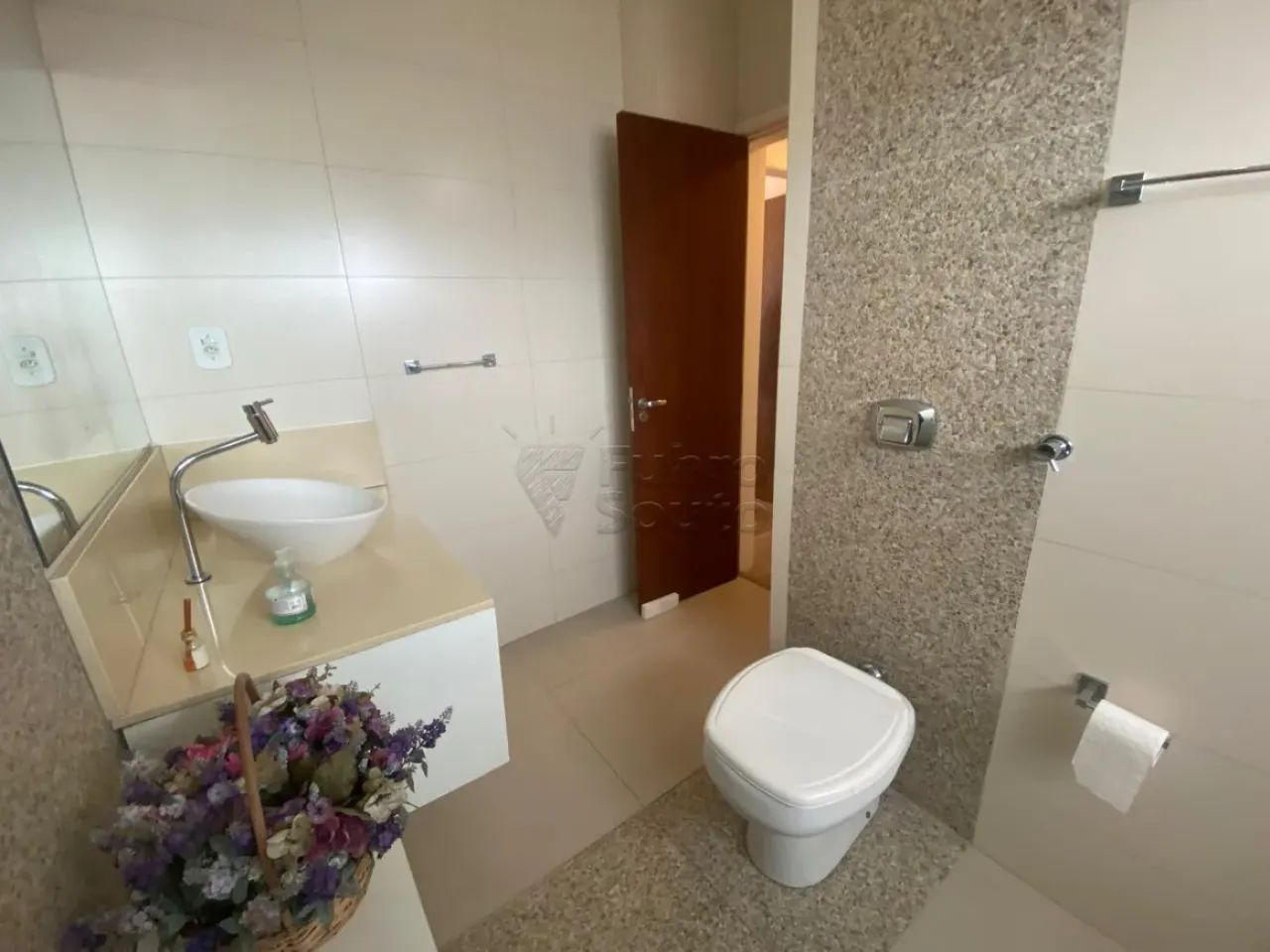 Apartamento Padrão em Pelotas - Foto 2