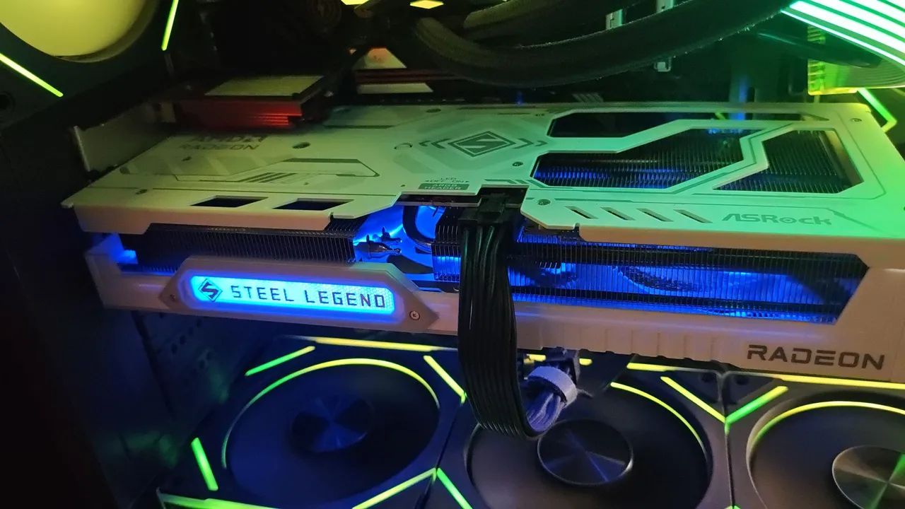 RX 9060XT 8GB  - Foto 3