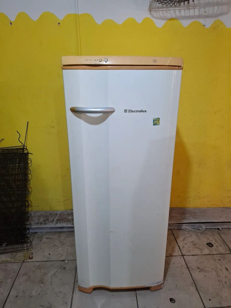 Vendo geladeira Electrolux  - Foto 2