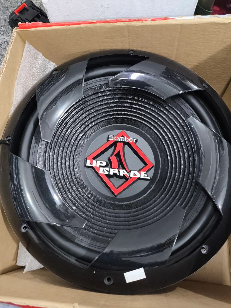 Subwoofer 12 Polegada Bomber