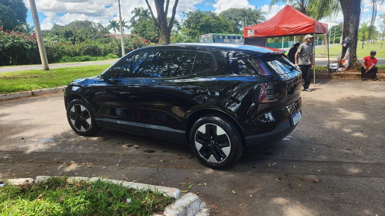 Volvo EX30 E60 Core (elétrico) 2024 - Foto 4