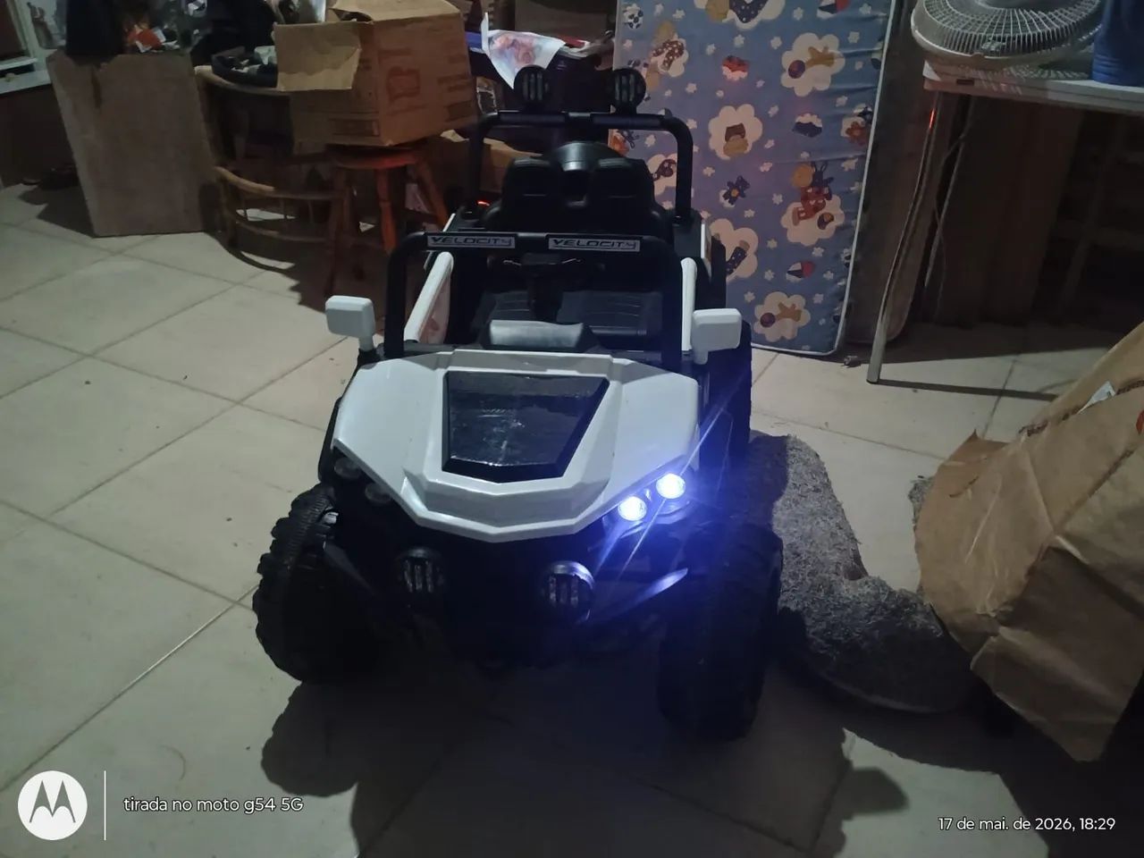 Jeep elétrico infantil 