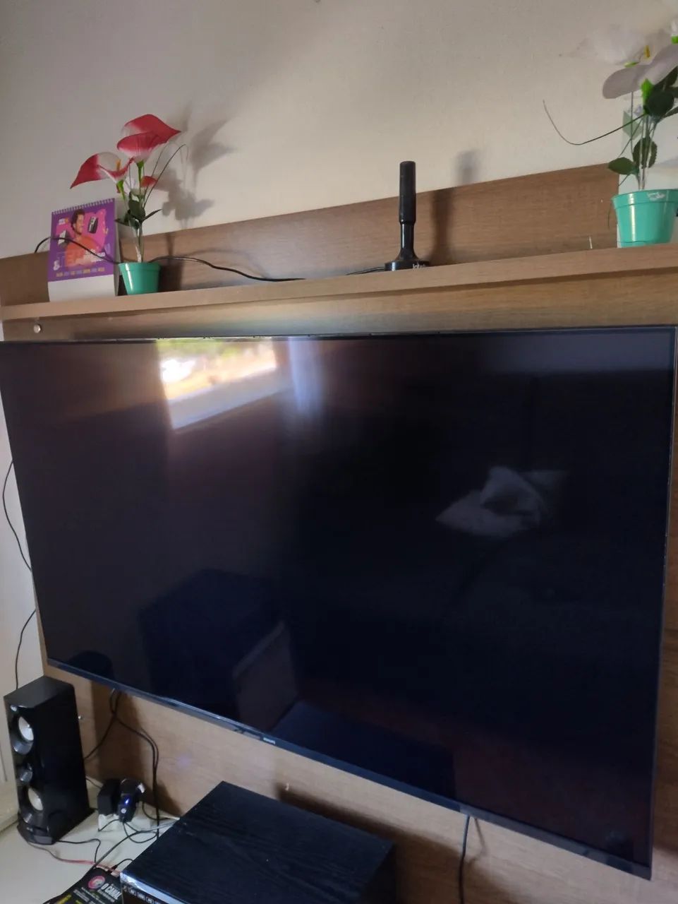 Vendo uma tv Philips 4K comando de voz 7 meses de uso e Bluetooth - Foto 4
