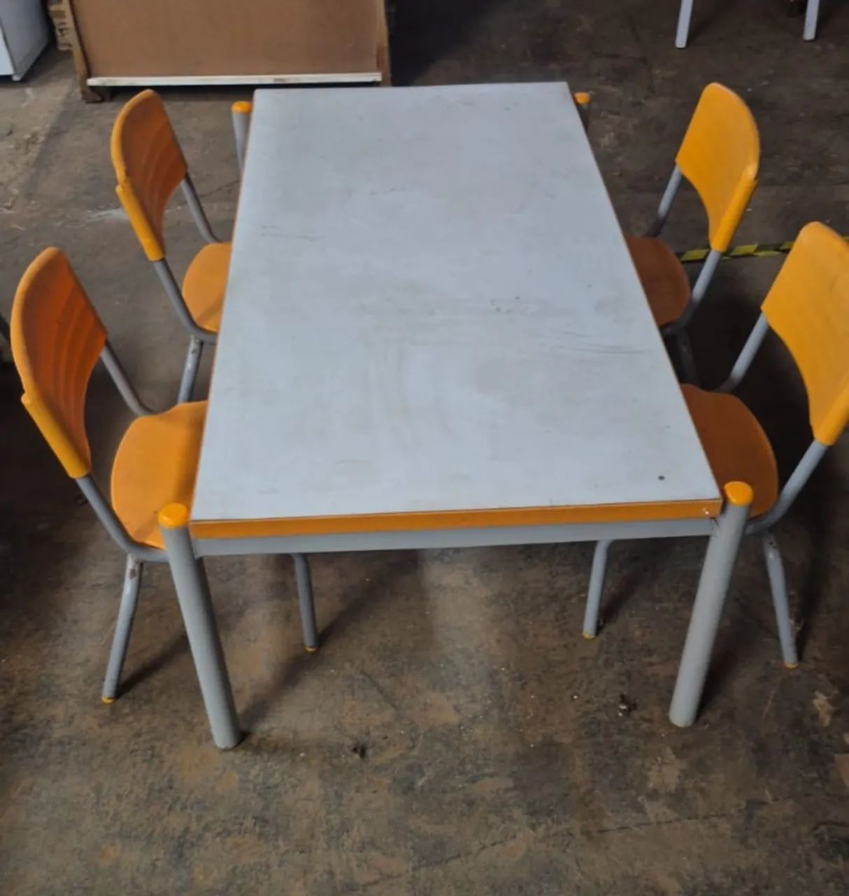 Comjunto de mesas infantil Escolar - Foto 2